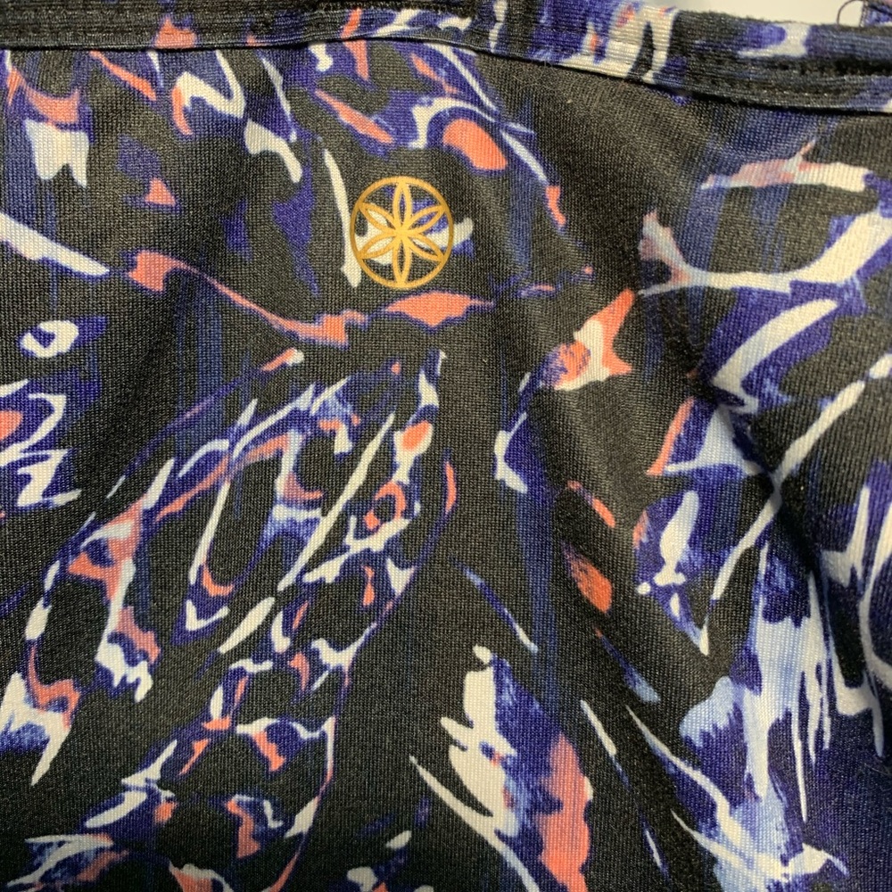 Active GAIAM Printed Top